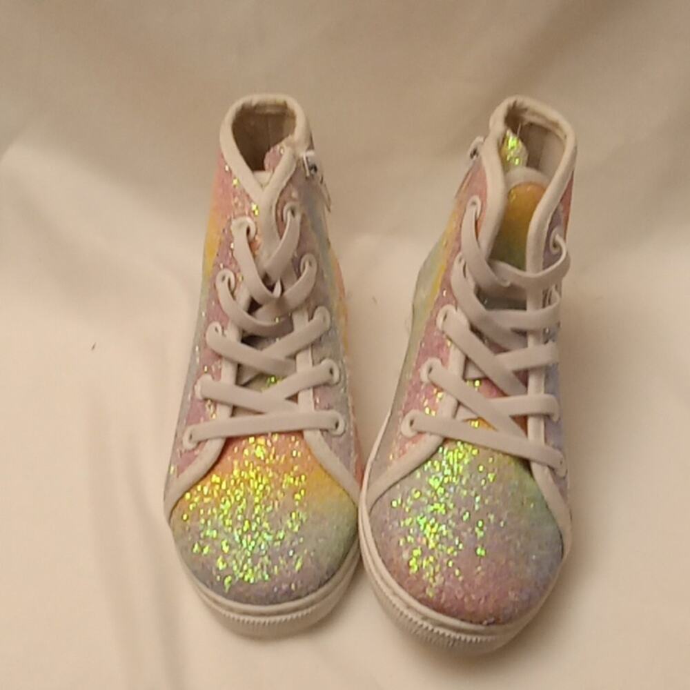 Fabkids Girls Size 11 Multi color Glitter High Top Sneakers. Fashionable,Pastel